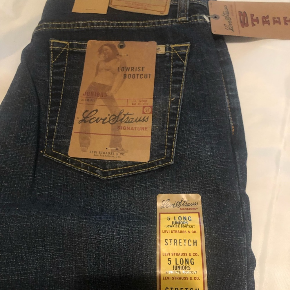 Levi's Women's Boot Cut Jeans - Dark Blue - Picture 2 of 5